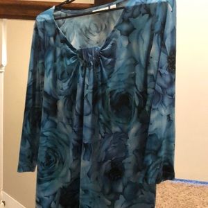 - Beautiful Susan Graver Floral Print Top